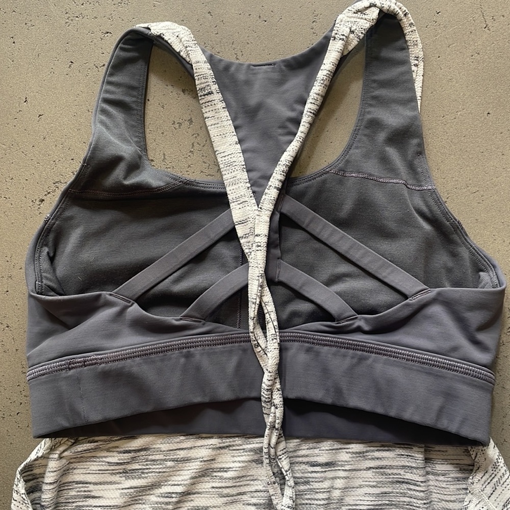 lululemon athletica Charcoal and Heathered White Tank Top - Picture 6 of 6
